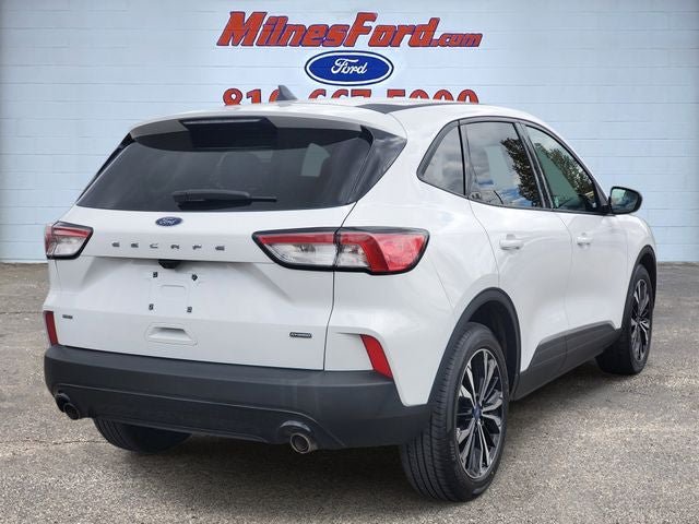 Used 2022 Ford Escape SE w/ SE Sport Appearance Package FWD image 3