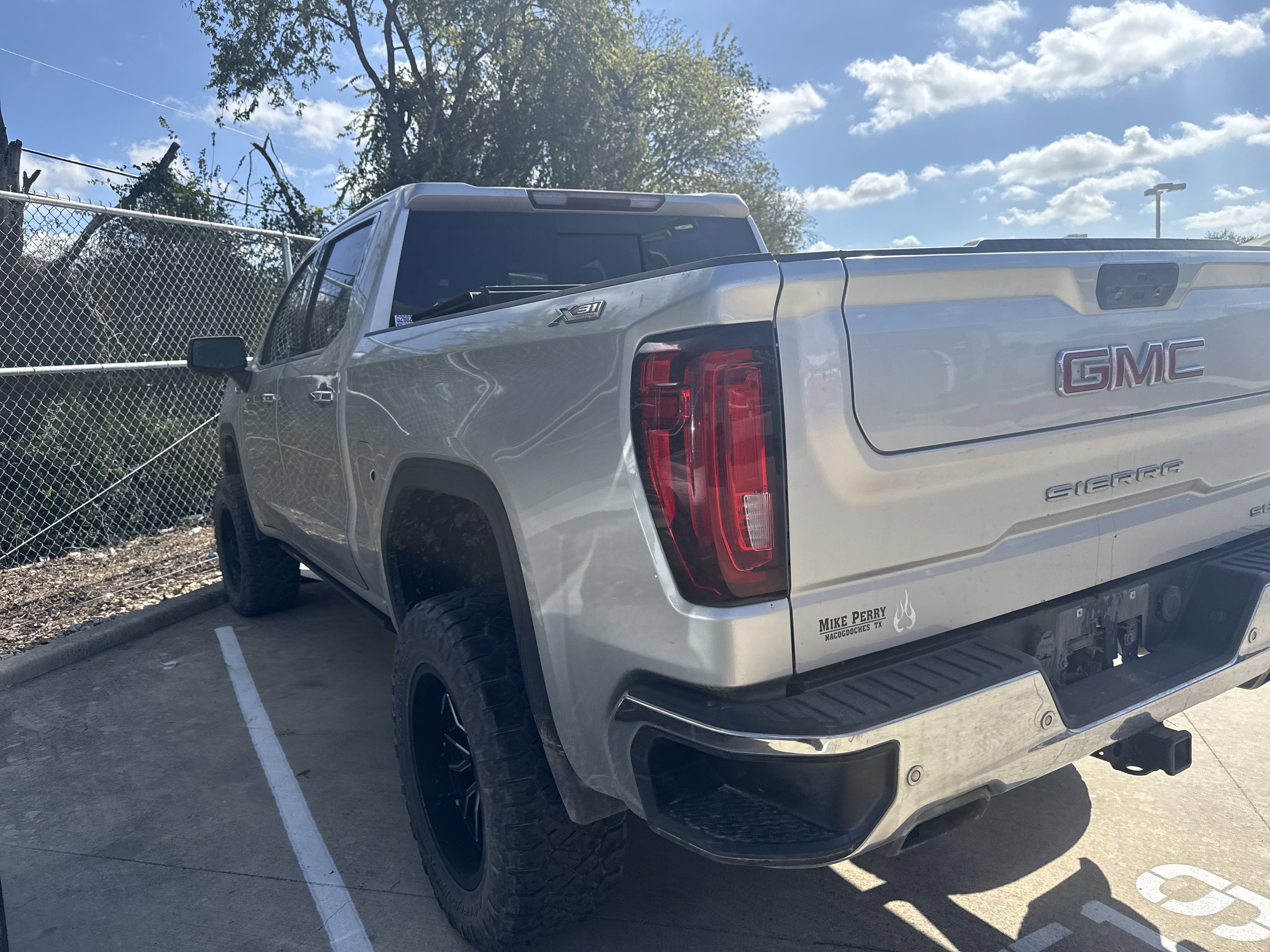 Certified 2019 GMC Sierra 1500 SLT image 5