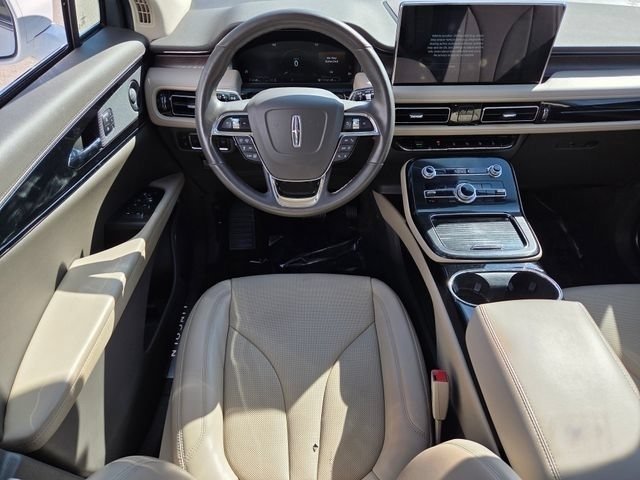 Used 2023 Lincoln Nautilus Reserve w/ Equipment Group 201A AWD/4WD image 4
