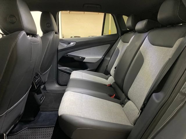 Used 2025 Volkswagen ID.4 Pro RWD image 68
