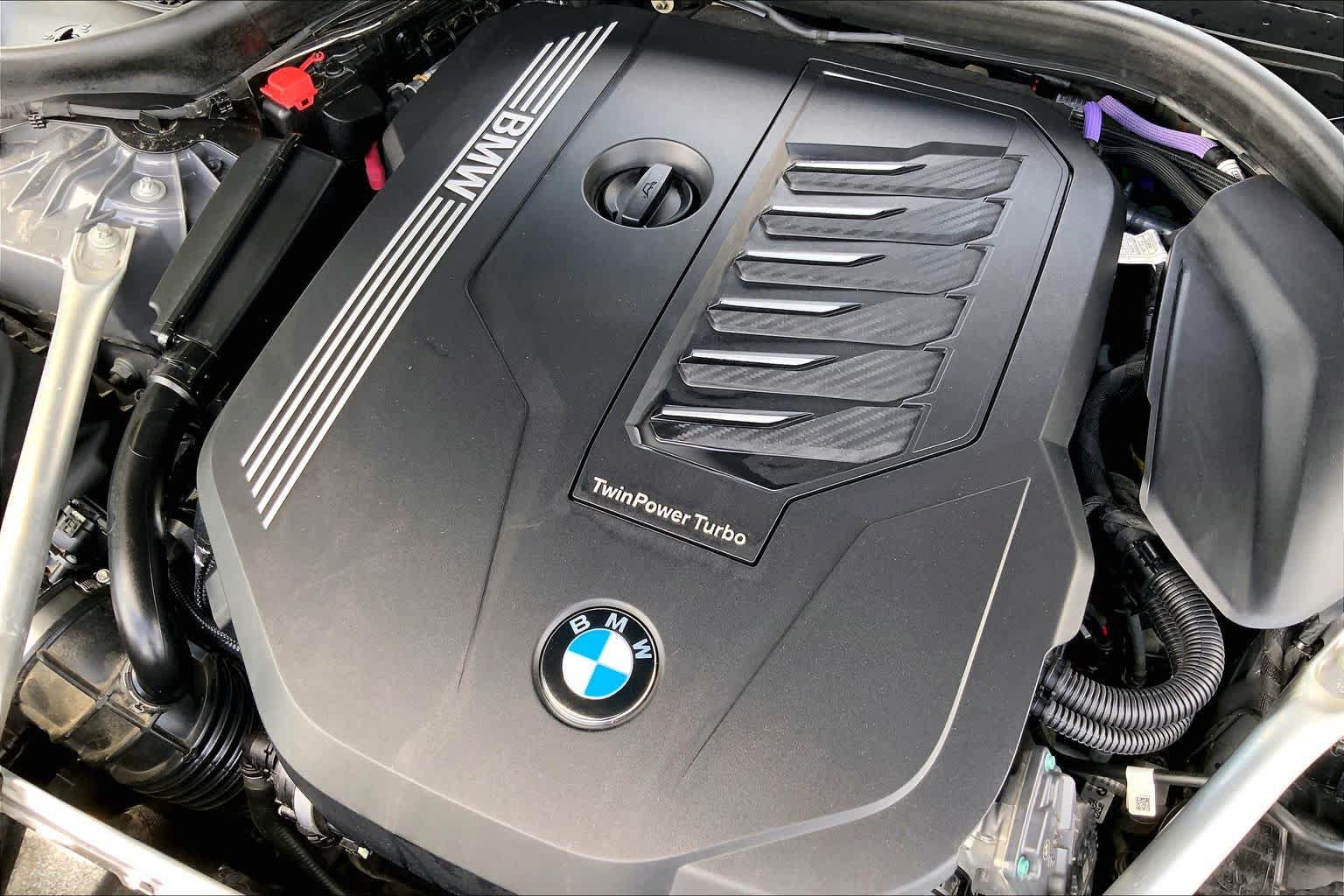 Used 2022 BMW 540i xDrive w/ M Sport Package AWD/4WD image 33