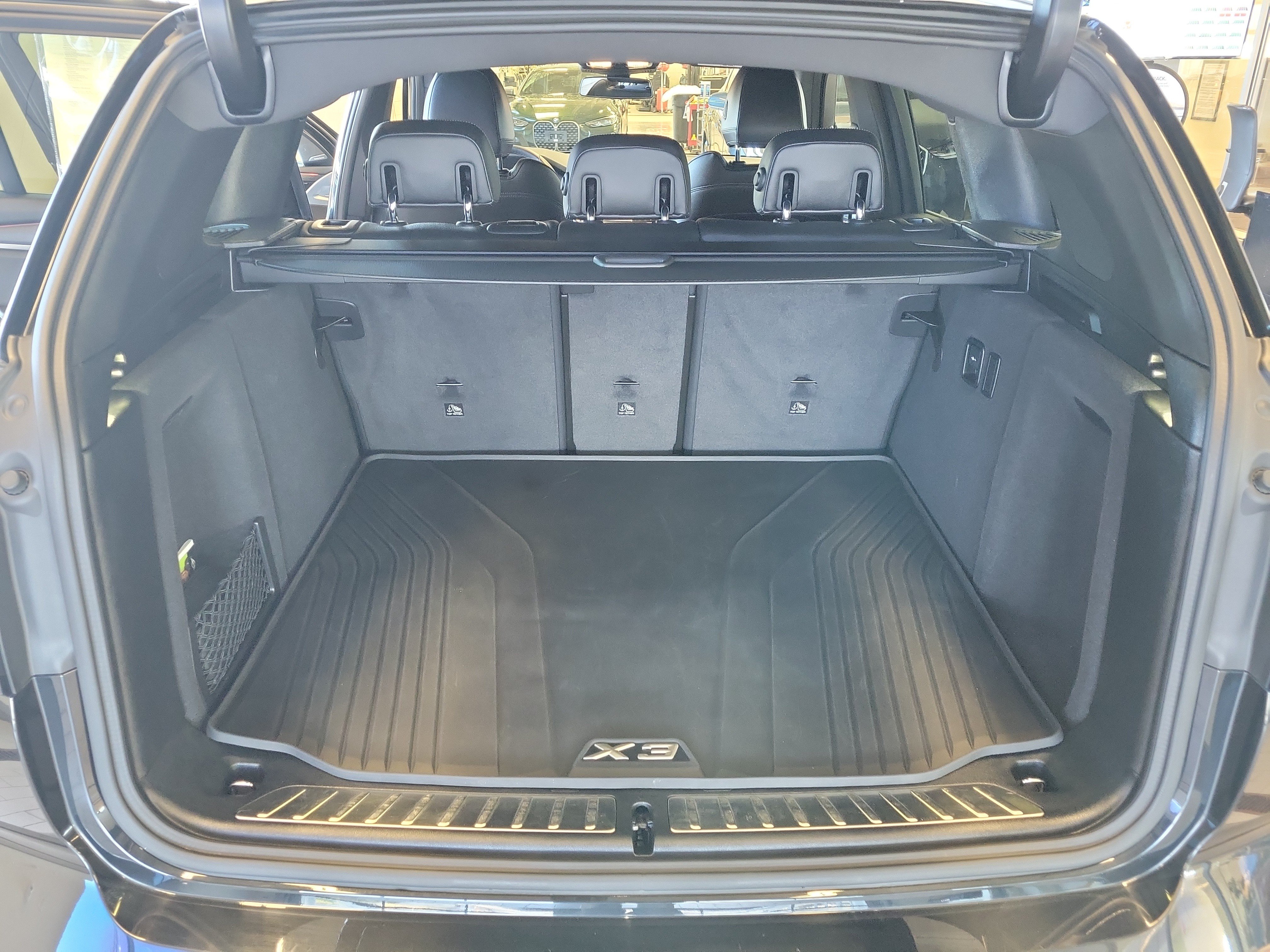 Used 2024 BMW X3 xDrive30i w/ Premium Package w/ZPA AWD/4WD image 17
