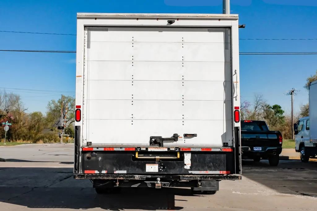 Used 2021 GMC Savana 3500 Extended w/ Power Convenience Package RWD image 13