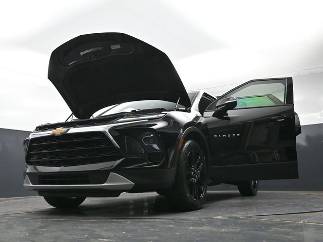 Used 2023 Chevrolet Blazer LT w/ Sound & Technology Package image 45