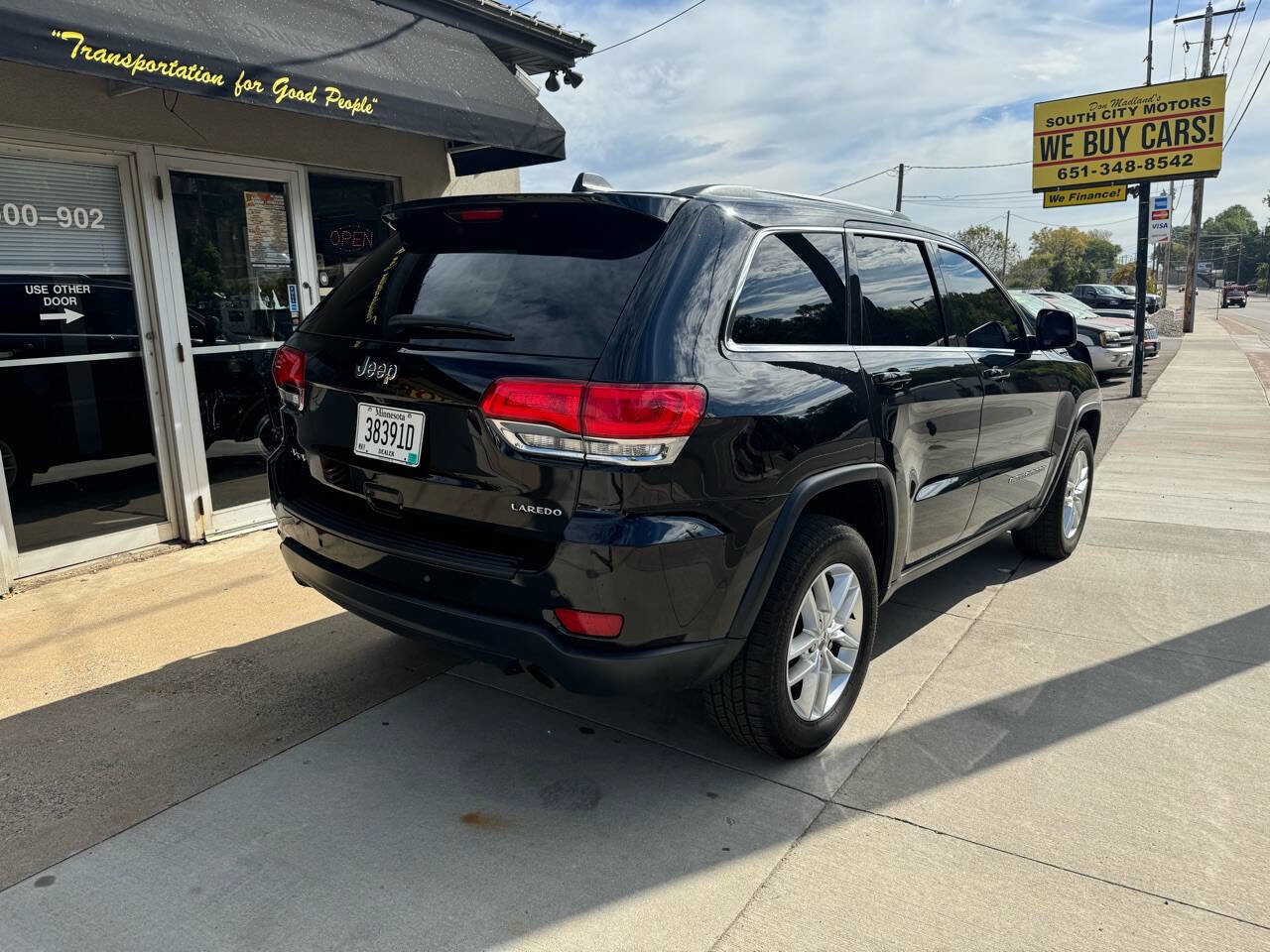Used 2017 Jeep Grand Cherokee Laredo w/ Quick Order Package 23E image 5