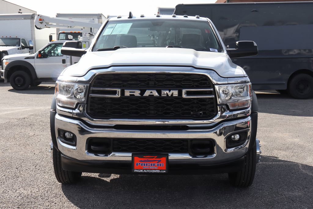 Used 2022 RAM 5500 Tradesman image 3