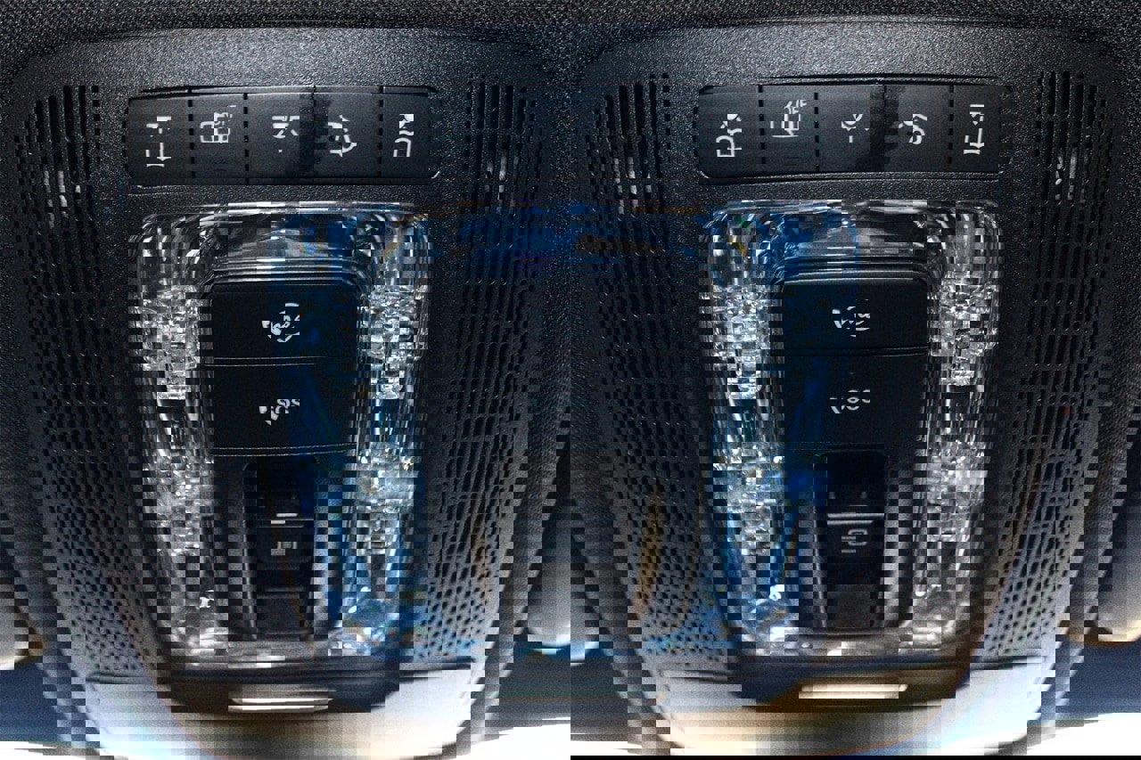 Used 2020 Mercedes-Benz GLB 250 image 19