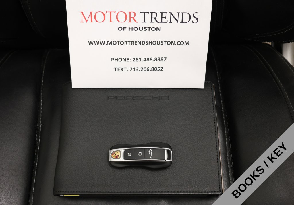 Used 2026 Porsche Panamera image 52