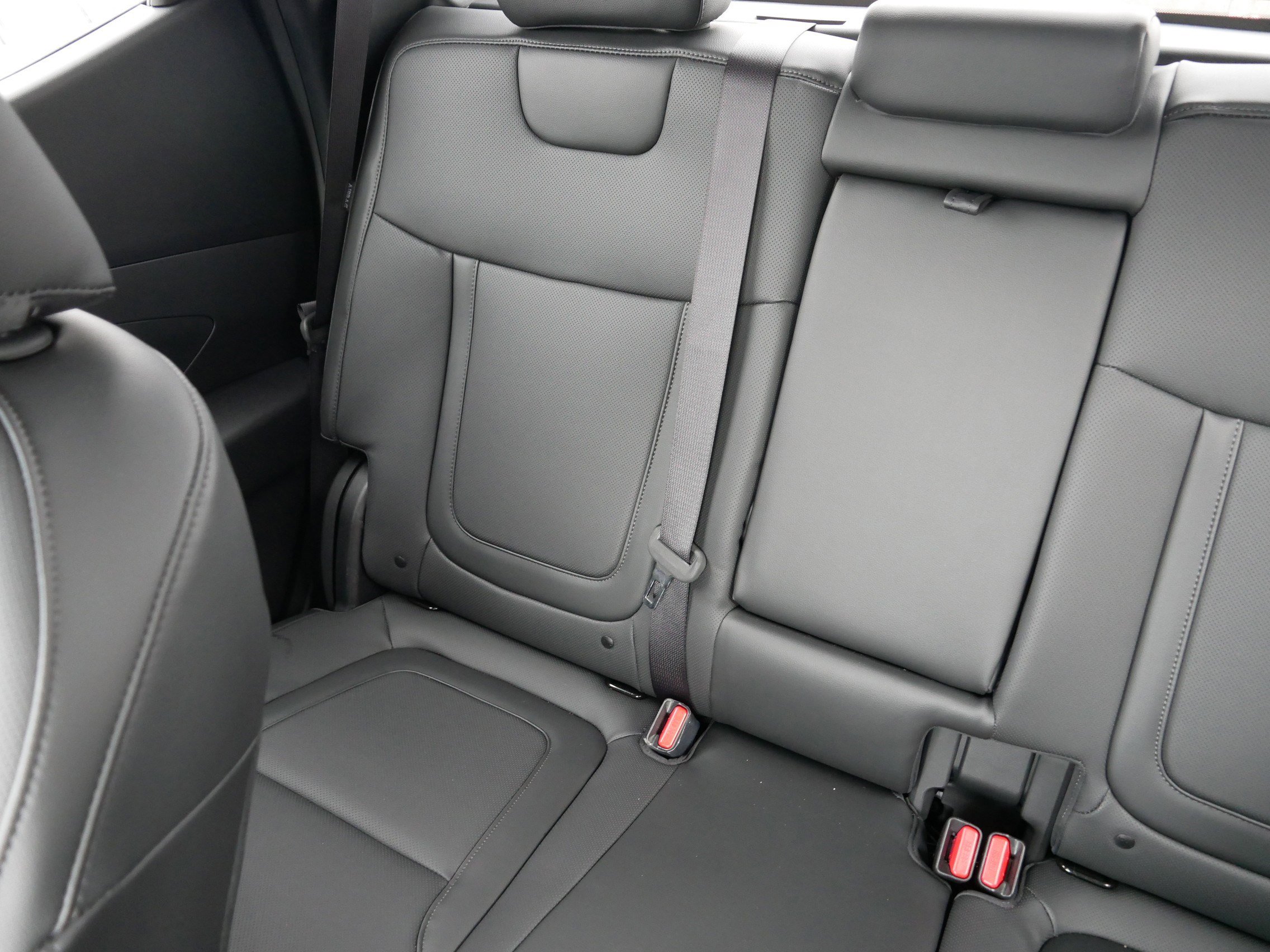 Certified 2025 Hyundai Santa Cruz SEL image 12