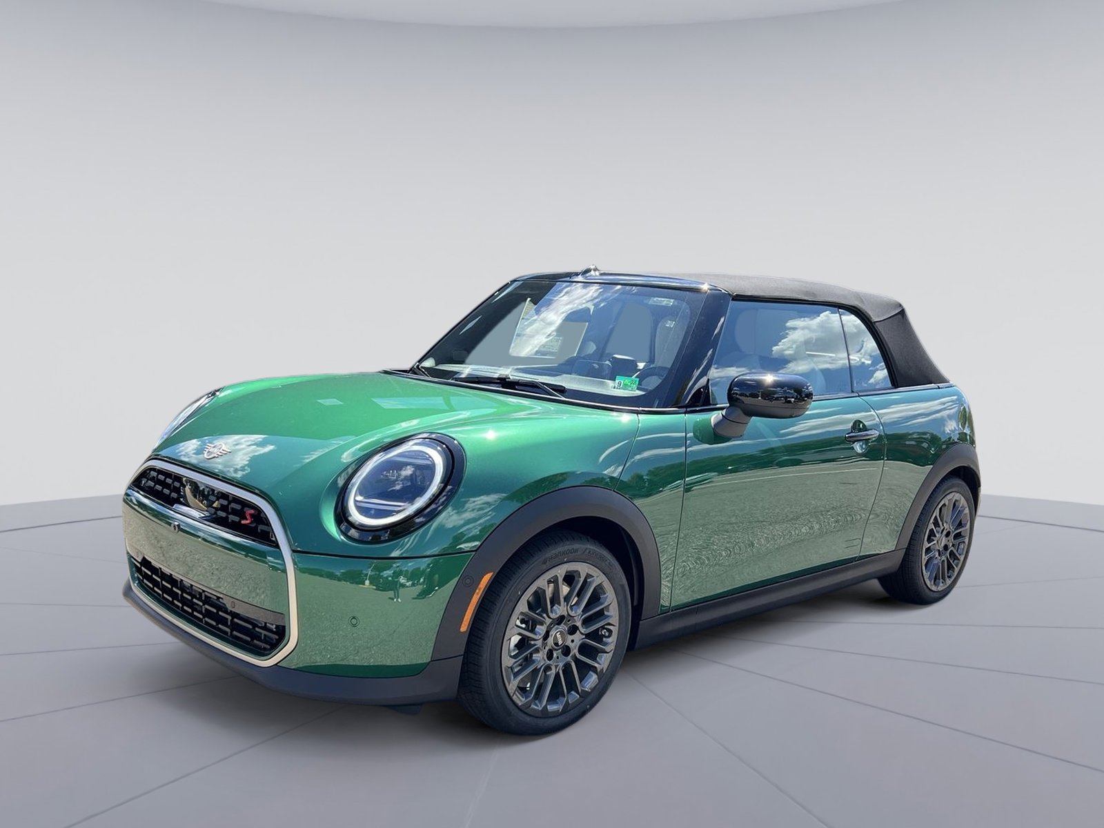 New 2026 MINI Cooper S image 1