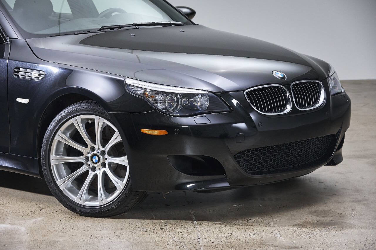 Used 2008 BMW M5 image 26