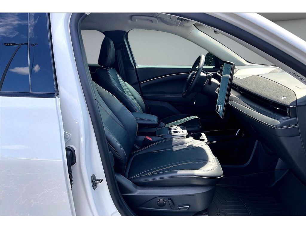 Used 2023 Ford Mustang Mach-E Premium AWD/4WD image 46