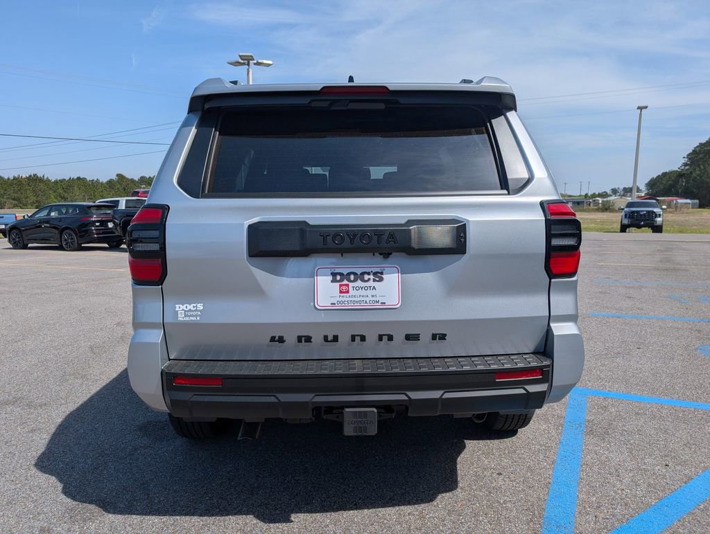 New 2026 Toyota 4Runner SR5 image 4