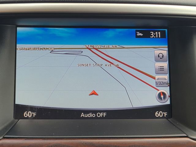 Used 2020 Nissan Pathfinder Platinum image 39