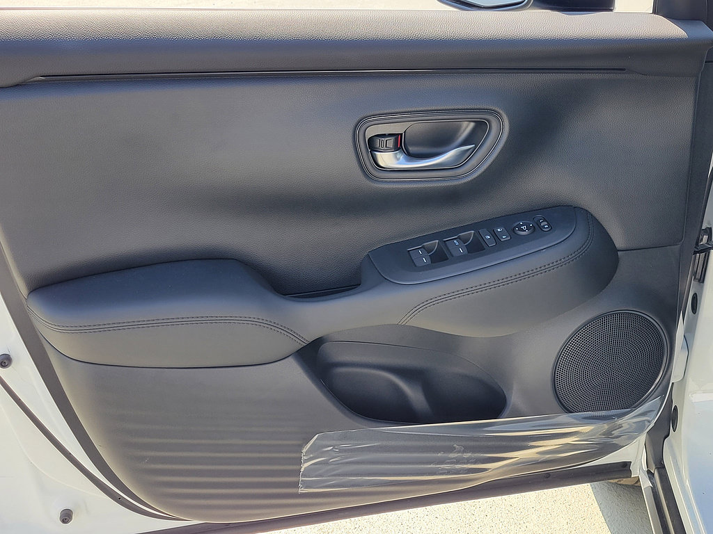 New 2026 Honda HR-V LX image 18