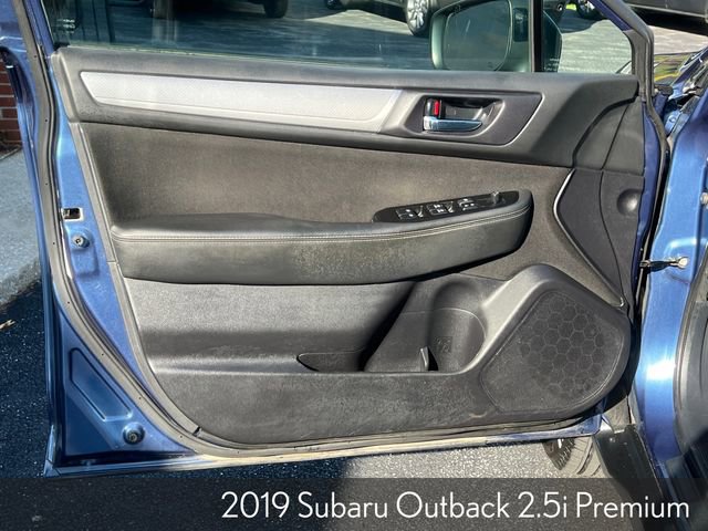 Used 2019 Subaru Outback 2.5i Premium AWD/4WD image 9