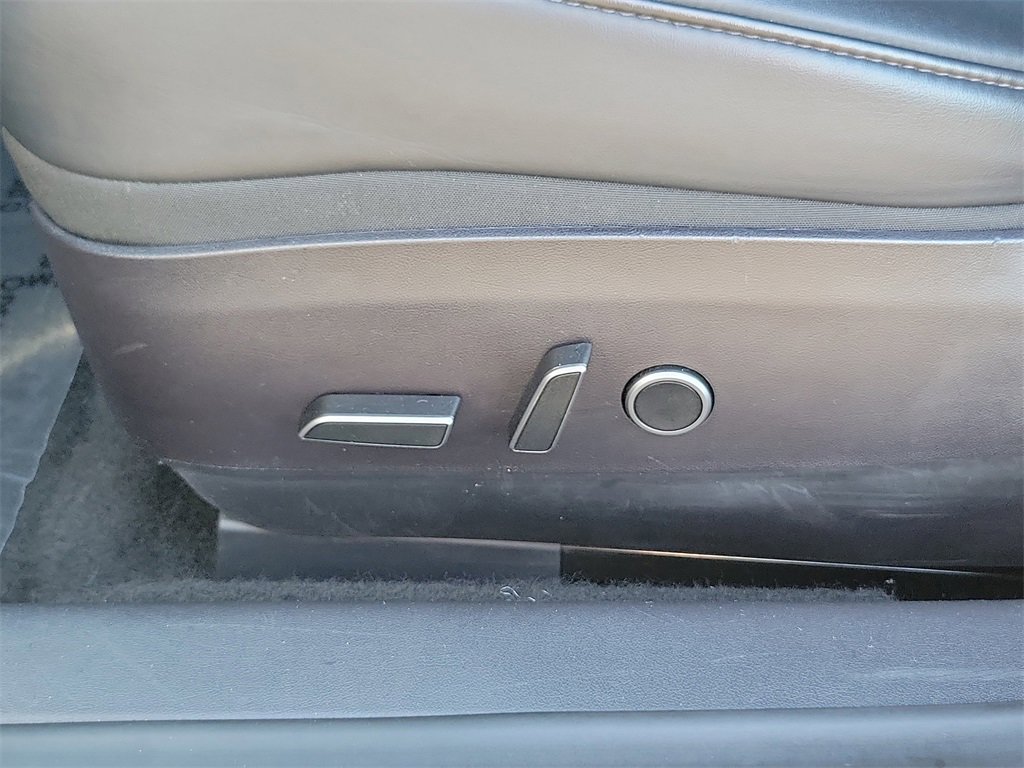 Used 2022 Tesla Model 3 Performance image 14