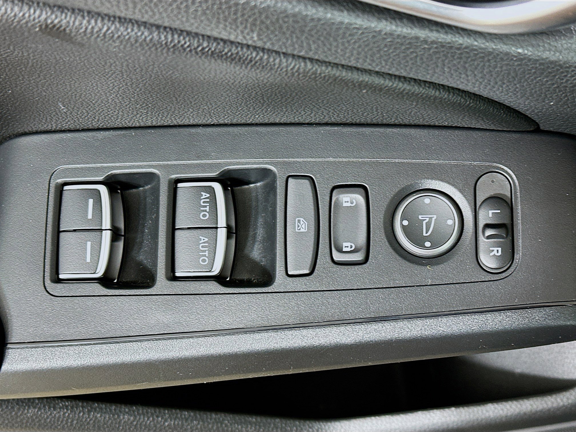 Used 2023 Honda Civic EX-L image 15