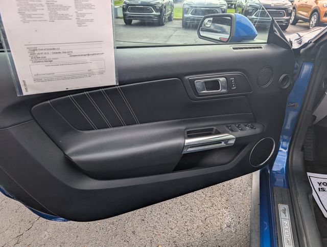 Used 2018 Ford Mustang Premium RWD image 10