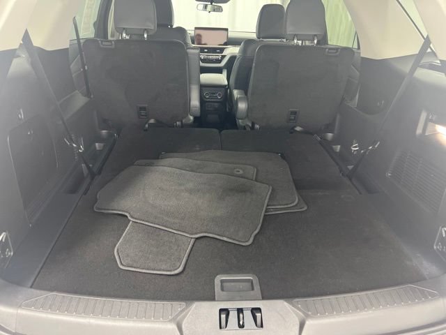 New 2026 Ford Explorer Active w/ Active Comfort Package AWD/4WD image 9