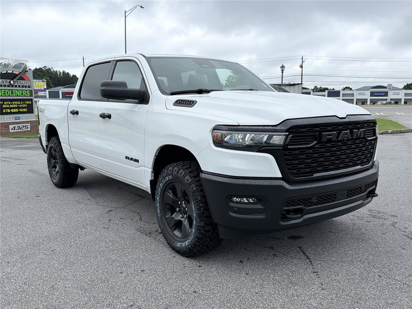 New 2026 RAM 1500 Warlock AWD/4WD image 4