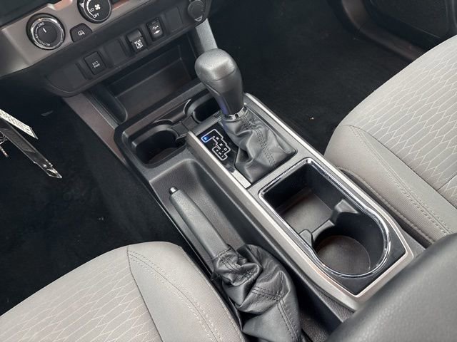 Certified 2019 Toyota Tacoma SR5 image 32