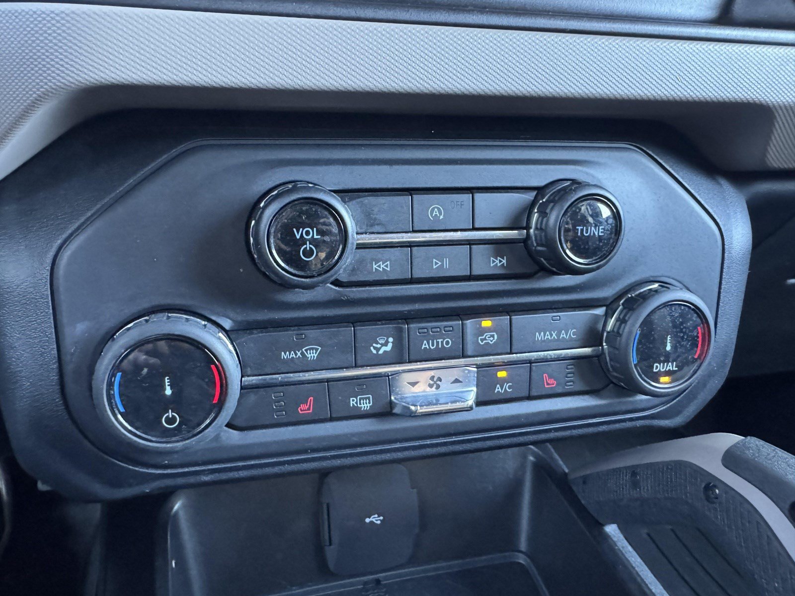 Used 2022 Ford Bronco Big Bend AWD/4WD image 34