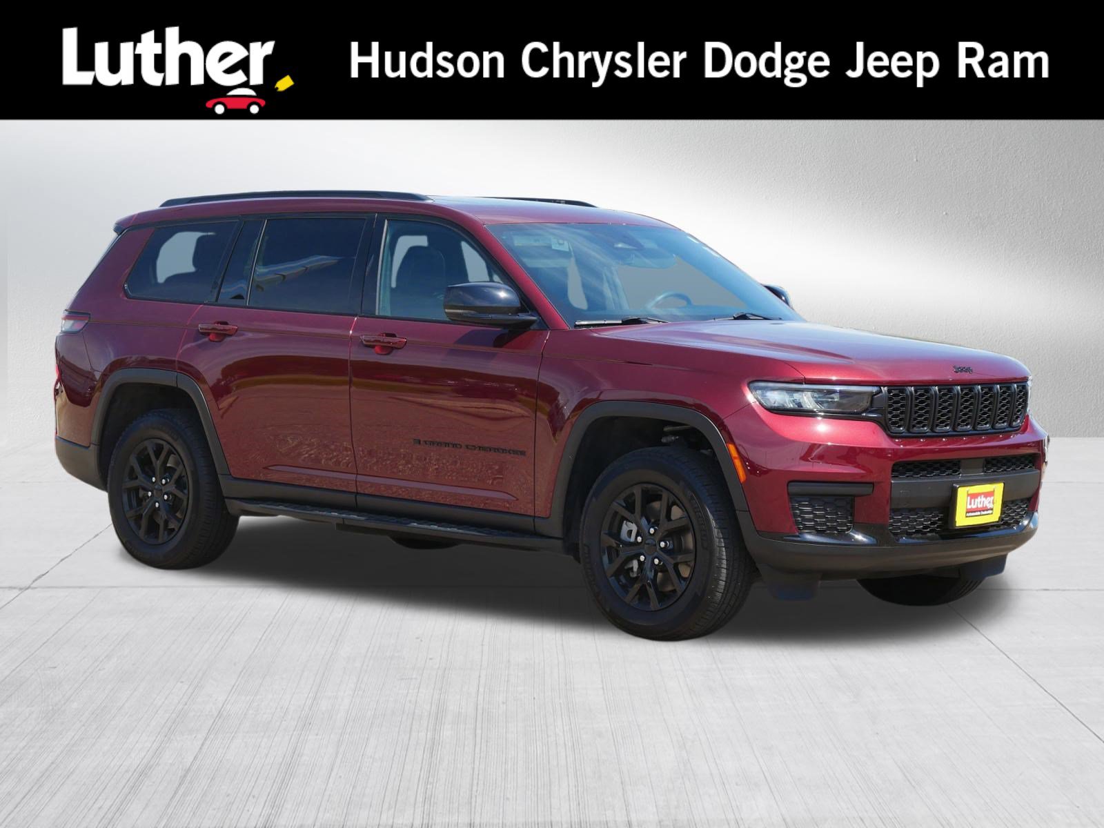 Used 2024 Jeep Grand Cherokee L Altitude AWD/4WD image 1