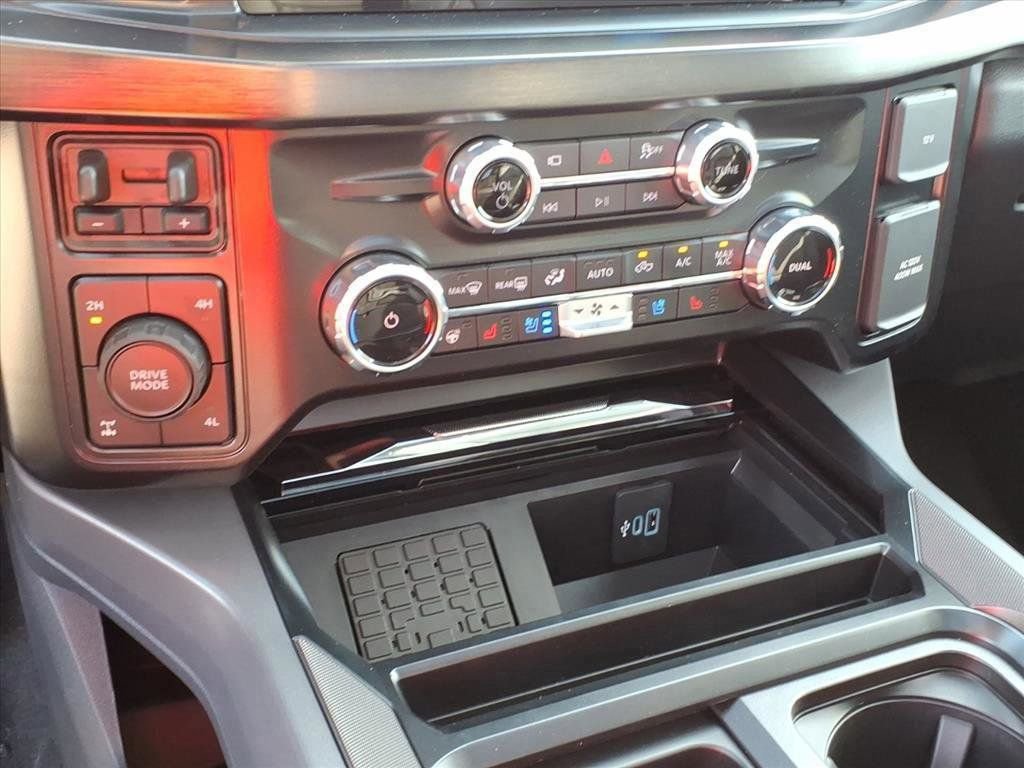 New 2026 Ford F350 Lariat w/ Chrome Package image 7