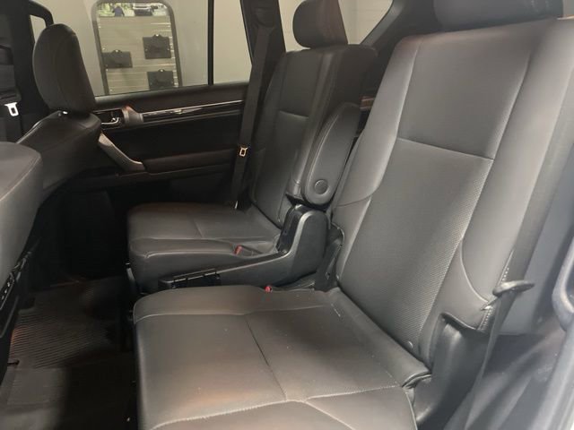 Used 2023 Lexus GX 460 Premium image 23