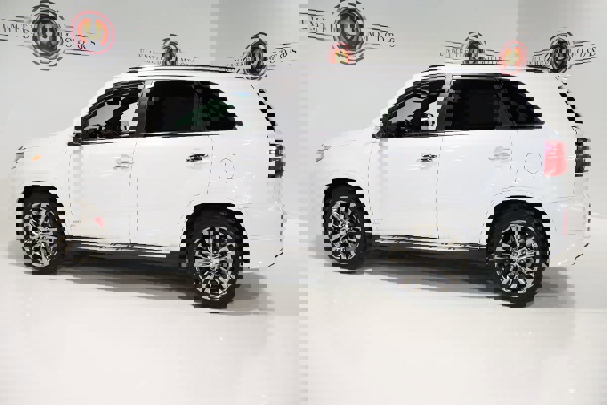 Used 2014 Kia Sorento SX w/ 3rd Row Package image 36