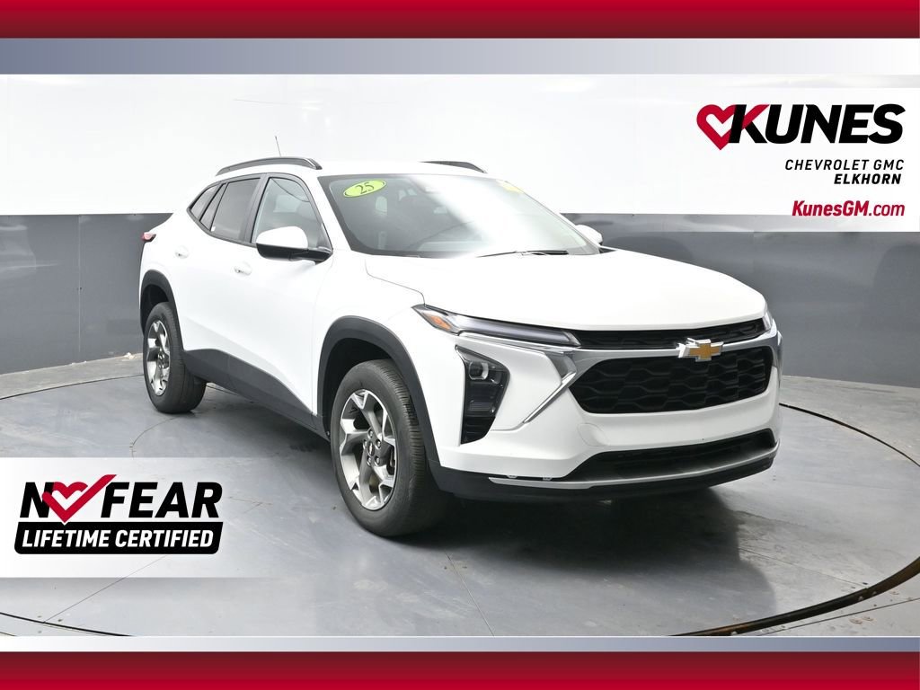 Used 2025 Chevrolet Trax LT