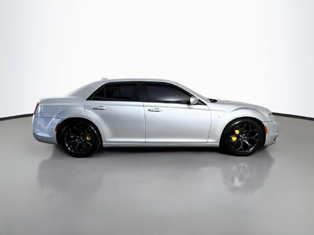 Used 2020 Chrysler 300 S RWD image 11