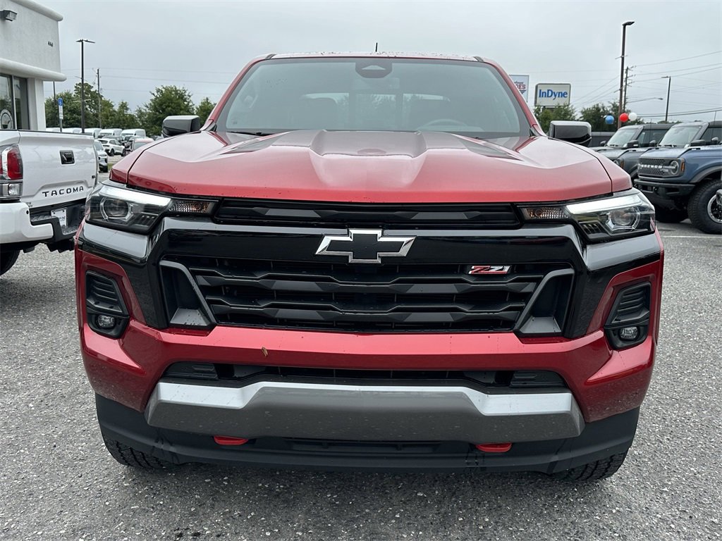 Used 2023 Chevrolet Colorado Z71 w/ Z71 Convenience Package 2 image 6