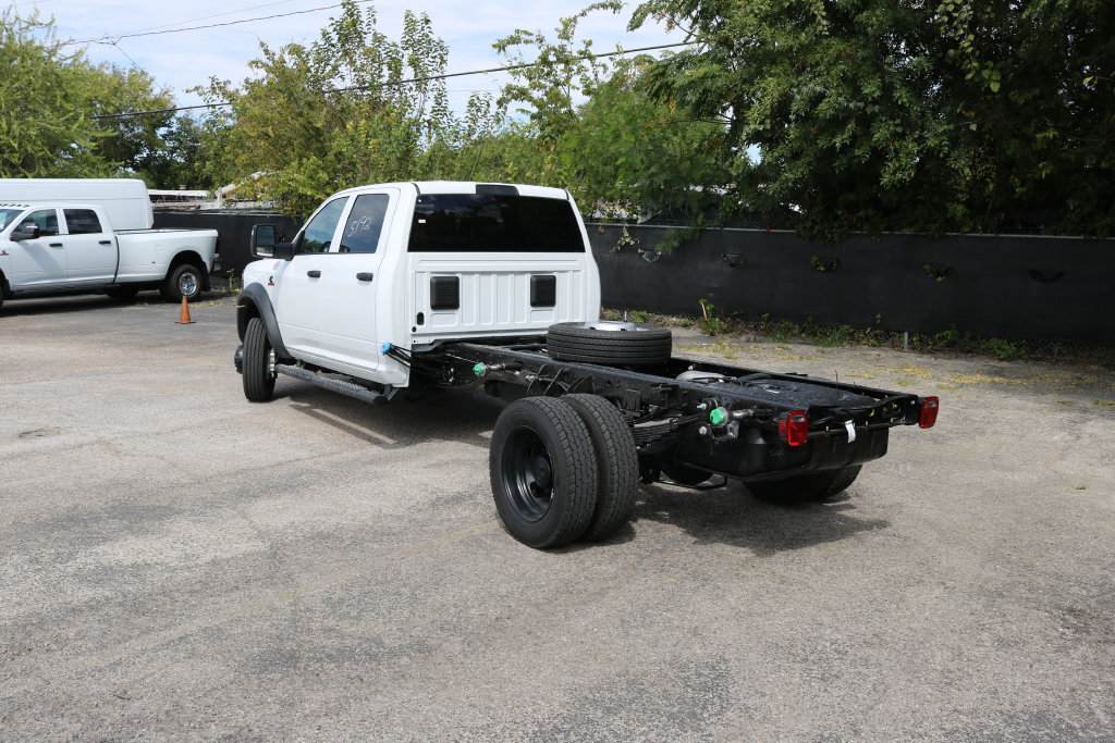 New 2027 RAM 4500 Tradesman AWD/4WD image 3