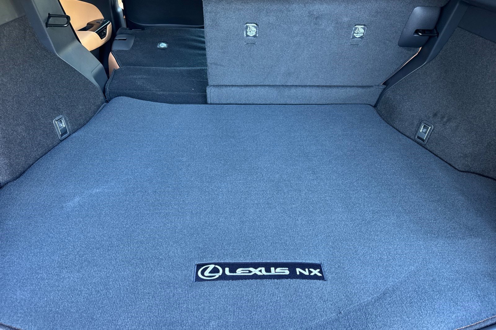 New 2026 Lexus NX 350h AWD w/ Premium Package image 28