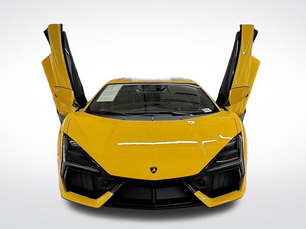 Used 2025 Lamborghini Revuelto image 31