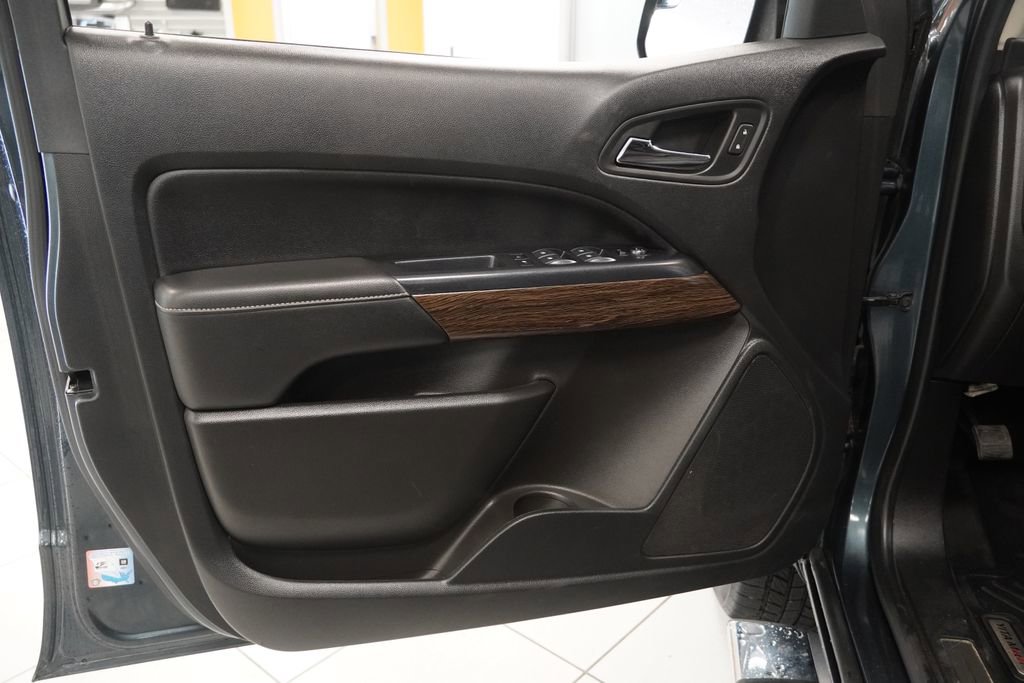 Used 2020 GMC Canyon Denali AWD/4WD image 16