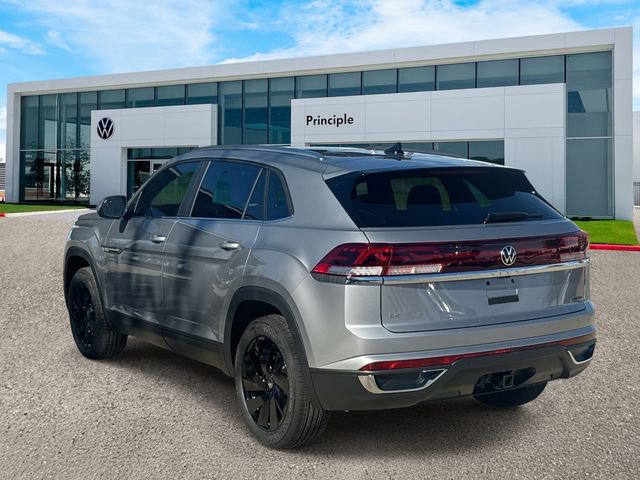New 2026 Volkswagen Atlas Cross Sport SE FWD image 4