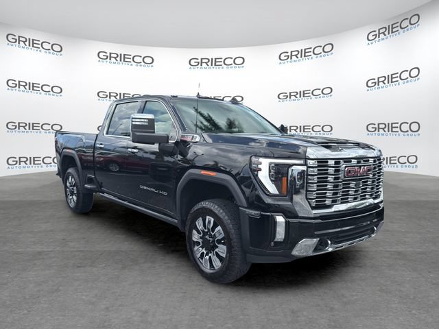 Used 2024 GMC Sierra 2500 Denali w/ Denali Reserve Package AWD/4WD image 1