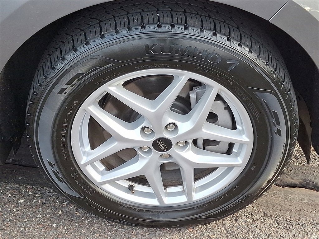 Used 2024 Ford Edge SEL image 8