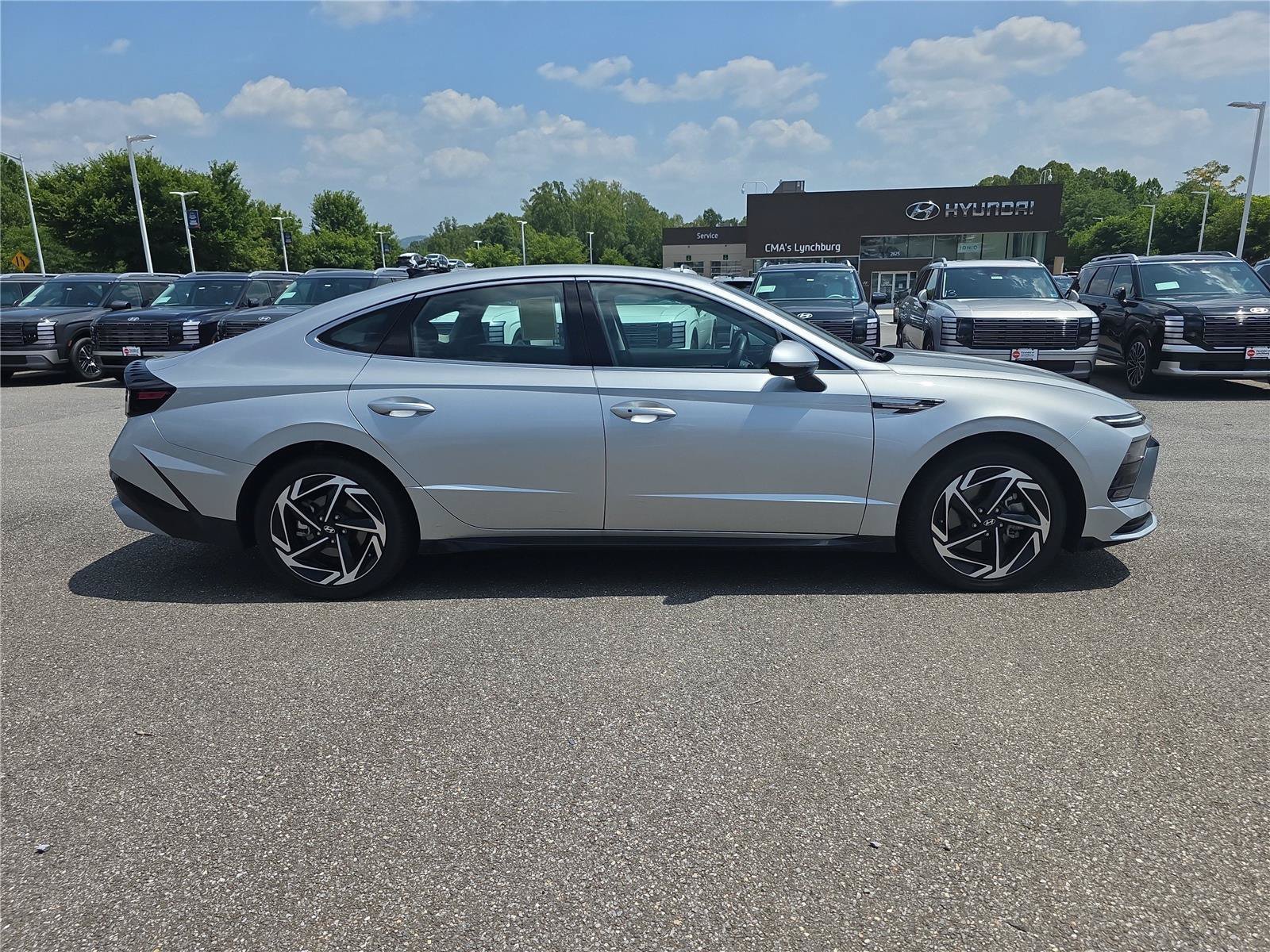 Certified 2026 Hyundai Sonata SEL FWD image 3