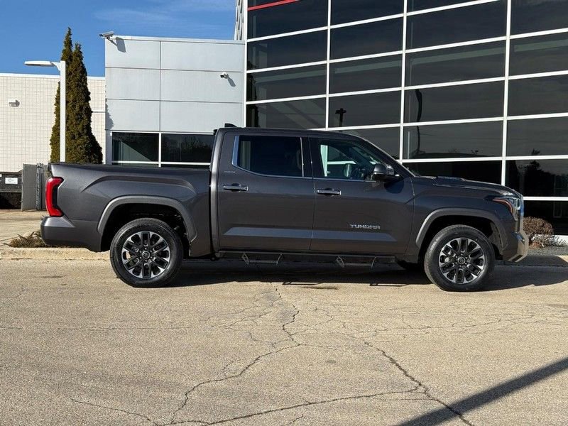 Used 2023 Toyota Tundra Limited image 2