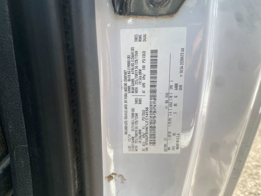 Used 2020 Ford F550 4x4 Regular Cab Super Duty w/ Power Equipment Group image 28