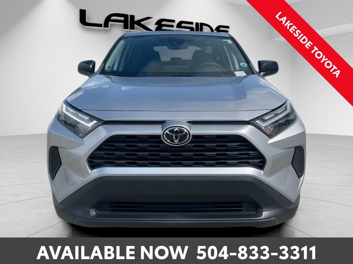 Used 2023 Toyota RAV4 LE image 9