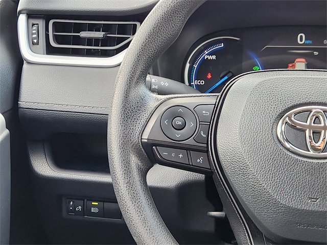 Used 2025 Toyota RAV4 XLE image 28