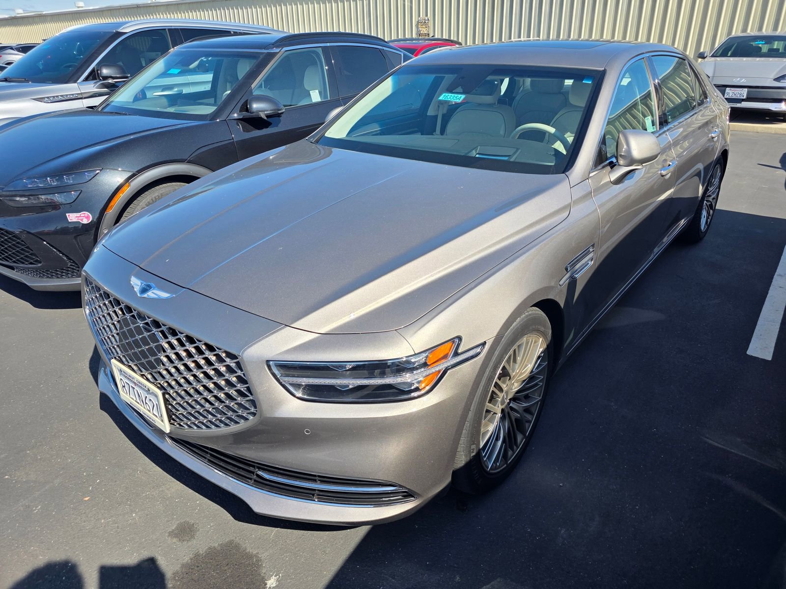 Used 2021 Genesis G90 5.0 Ultimate RWD image 2