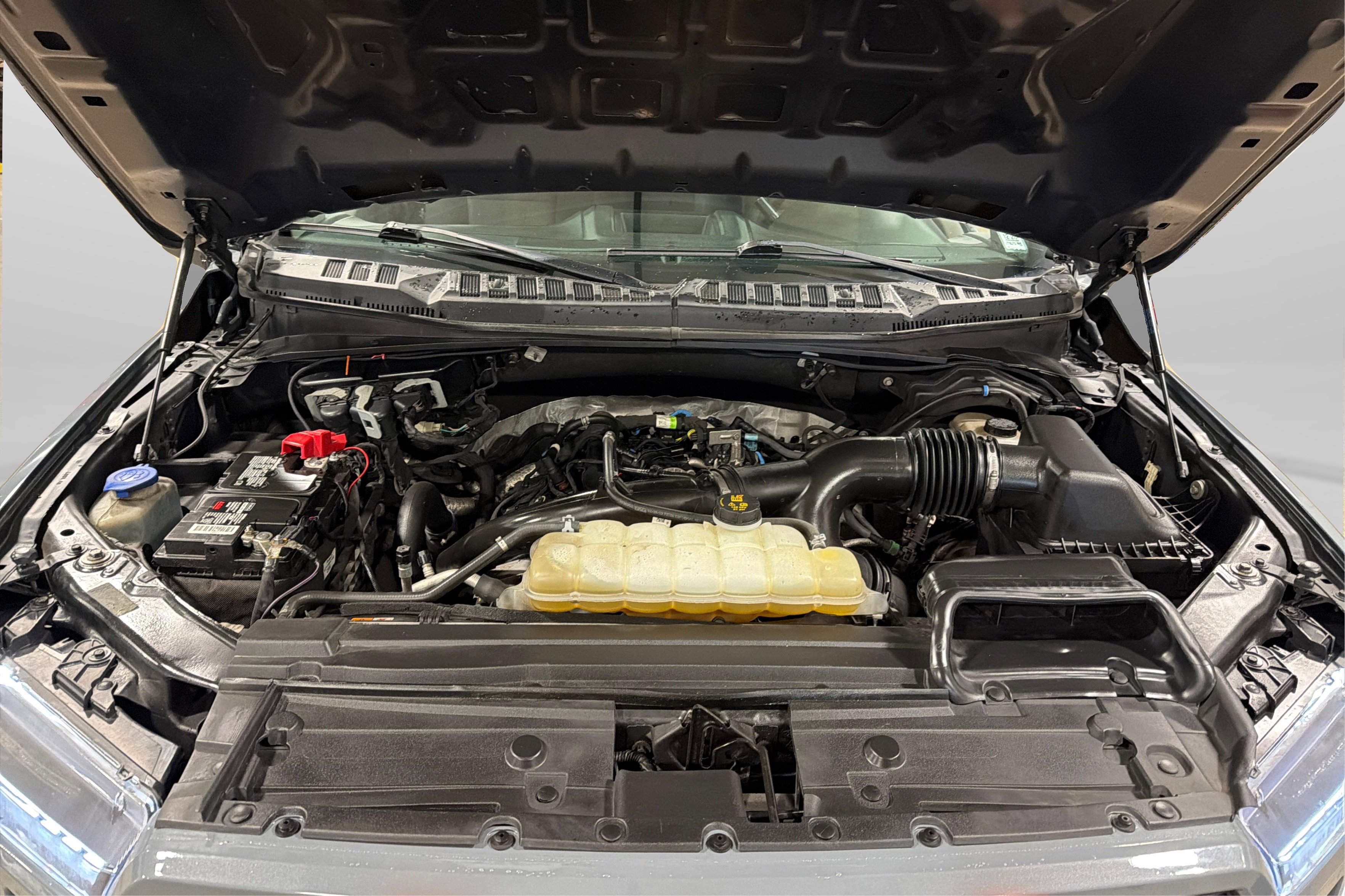Used 2019 Ford F150 XL w/ Equipment Group 101A Mid AWD/4WD image 11