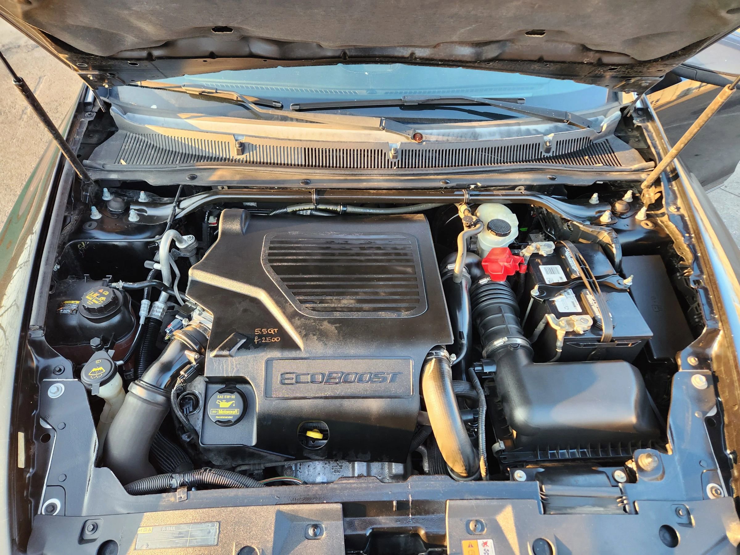 Used 2012 Lincoln MKS AWD image 39