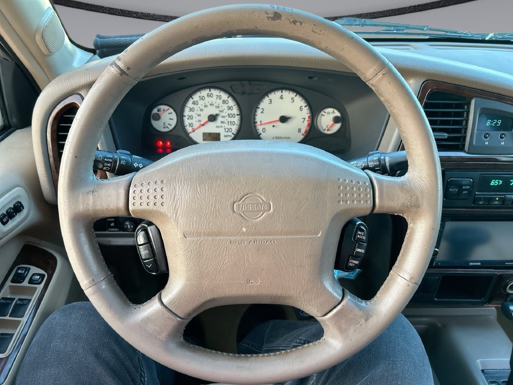 Used 2001 Nissan Pathfinder LE RWD image 16